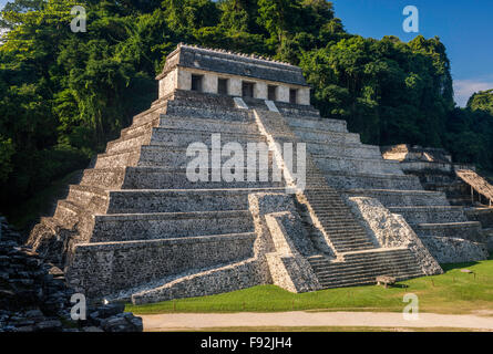 Templo de las Inscriptiones, Maya ruins at Palenque archaeological site, Chiapas, Mexico Stock Photo