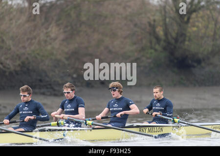 River Thames, UK. 13th December, 2015. Boat Race Trial VIIIs.  Oxford University Boat Club. Trial VIIIs serve as an important learning experience and selection test for the sixteen rowers and two coxes chosen. It is the only occasion during the season that the squad members race side-by-side for the entire four and a quarter miles of the Championship Course in a simulation of The BNY Mellon Boat Race. The two Oxford crews taking to the water have been named ‘”Business” and “Pleasure”. Credit:  Duncan Grove/Alamy Live News Stock Photo