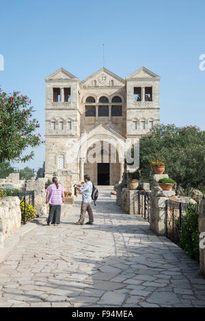 Exterior of the Franciscan church of the Transfiguration, mount Tabor, Jezreel Valley, Galilee, Israel (architect Antonio Barluz Stock Photo