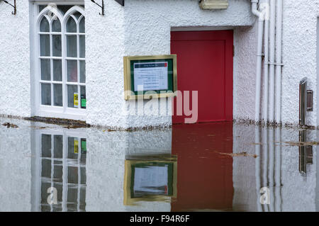 The Wateredge Inn surrounded by flood water after Lake Windermere burst its banks in Ambleside in the Lake District on Sunday 6th December 2015, after torrential rain from storm Desmond. Stock Photo