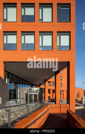 Waterhead Academy, Oldham. Exterior view of an entrance to the Waterhead Academy. Stock Photo