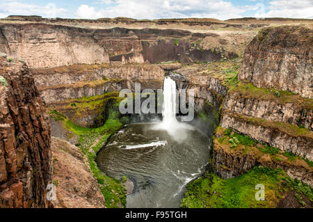 Palouse Falls, The Palouse Scenic Byway, located in the heart of the Palouse region in southeastern Washington Stock Photo