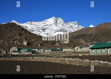 Sherpa village Khumjung, Everest National Park Stock Photo