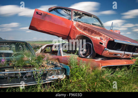 Stoystown Auto Wreckers >> car wreckers yard with wrecked cars piled on top of each other Stock Photo: 35735869 - Alamy Stoystown Auto Wreckers >> car wreckers yard with wrecked cars piled on top of each other Stock Photo: 35735869 - Alamy