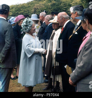 The Upper Avon canal was officially reopened by HM Queen Elizabeth the Queen Mother on June 1st 1974. She is talking to Sir John Betjeman. Stock Photo