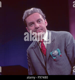 Deutscher Schauspieler Harald Juhnke, Deutschland 1950er Jahre. German actor Harald Juhnke, Germany 1950s. Stock Photo