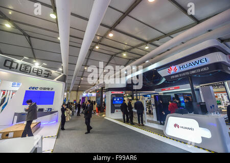 Tongxiang, China's Zhejiang Province. 15th Dec, 2015. People visit the Light of the Internet Expo in Wuzhen Township, east China's Zhejiang Province, Dec. 15, 2015. The expo opened here Tuesday as part of the 2nd World Internet Conference, which will be held between Dec. 16 and 18. © Xu Yu/Xinhua/Alamy Live News Stock Photo