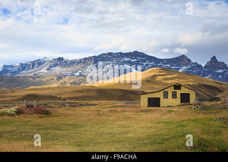 Shearing shed, Las Cumbres, Sierra Baguales, Patagonia, Chile. Stock Photo