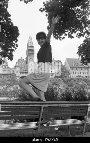 Deutsche Schlagersängerin Gaby Baginsky, Deutschland 1960er Jahre. German schlager singer Gaby Baginsky, Germany 1960s. 24x36swNeg290 Stock Photo