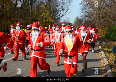 santa run 5k prospect park brooklyn 2015 Stock Photo