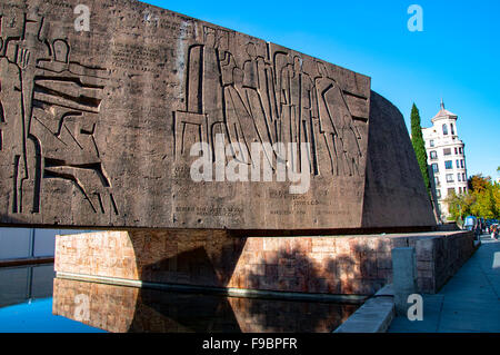 Monumento al Descubrimiento de América, Plaza Colón, Madrid, Spain Stock Photo