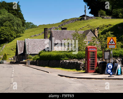 UK, England, Derbyshire, Hartington, main road, K6 phone box Stock Photo