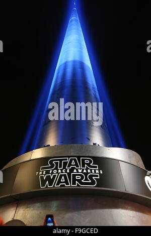 Dublin, Ireland. 16th Dec, 2015. Image of the Spire monument in Dublin city centre lit up like a lightsabre to celebrate the release of Star Wars The Force Awakens. Credit:  Brendan Donnelly/Alamy Live News Stock Photo