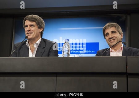 Buenos Aires, Buenos Aires, Argentina. 16th Dec, 2015. During a press conference, Alfonso Prat-Gay, Ministry of Economy, announces measures to lift restrictions on currency exchange and imports. © Patricio Murphy/ZUMA Wire/Alamy Live News Stock Photo