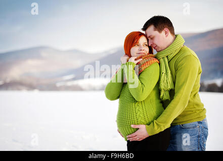 Happy Pregnant Woman Enjoying Winter Stock Image - Image of lovely, belly:  241176373