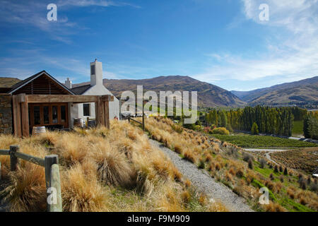 Mt Difficulty wine tasting room, Bannockburn, Central Otago, South Island, New Zealand Stock Photo