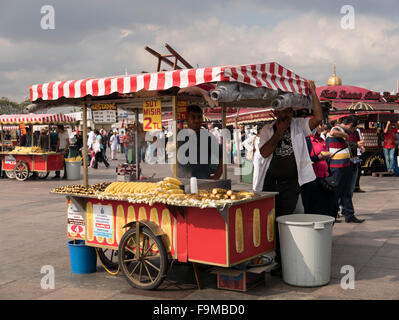 Sweetcorn street food for sale Istanbul, Marmara, Turkey. Stock Photo