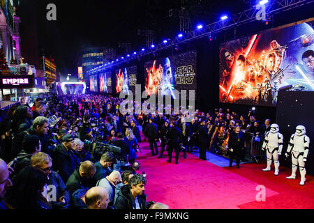 London, UK. 16th December, 2015. European Premiere of 'Star Wars: The Force Awakens' at Leicester Square on December 16, 2015 in London/picture alliance Credit:  dpa picture alliance/Alamy Live News Stock Photo