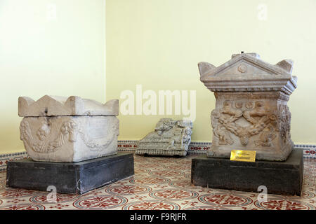 Türkei, westliche Schwarzmeerküste, Kastamonu, Archaeologisches Museum, Sarkophage. Stock Photo
