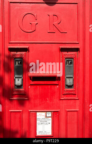 UK, England, Worcestershire, Bromsgrove, Avoncroft Museum, National Telephone Kiosk Collection, postal side of 1927 K4 phone box Stock Photo