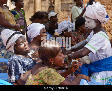 Ewe people participating in a Tron vodun (voodoo) ceremony, Lome, Togo Stock Photo