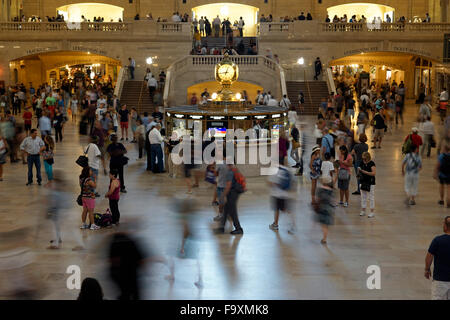 The main concourse of Grand Central Terminal with the information booth in the background. New York City, USA Stock Photo