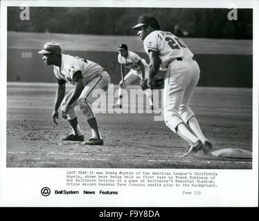 Frank robinson orioles hi-res stock photography and images - Alamy