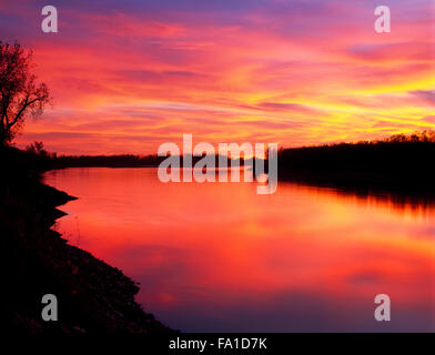 sunset over the yellowstone river near sidney, montana Stock Photo