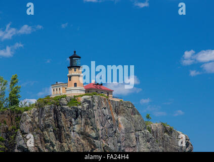 Historic Spilt Rock Lighthouse on the north shore of Lake Superior in Minnesota on cliff high above lake Superior Stock Photo