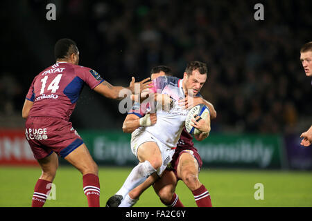 Bordeaux, France. 19th Dec, 2015. European Rugby Champions Cup. Bordeaux Begles versus Ospreys. dan evans is double tackled © Action Plus Sports/Alamy Live News Stock Photo