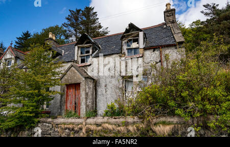 A derelict house in the upper part of Uig village on the Isle of Skye Stock Photo