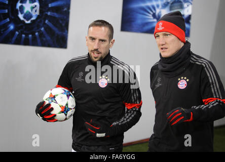 LVIV, UKRAINE - FEBRUARY 17, 2015: Franck Ribery talks with Bastian Schweinsteiger of Bayern Munich before UEFA Champions League Stock Photo