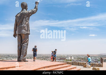 BLOEMFONTEIN, SOUTH AFRICA, DECEMBER 21, 2015: The 6.5m bronze statue of Nelson Mandela on Naval hill in Bloemfontein. Waaihoek, Stock Photo