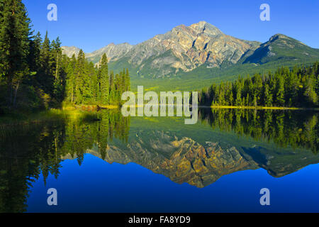 Pyramid Mountain reflected in Pyramid Lake, Jasper National Park Stock Photo