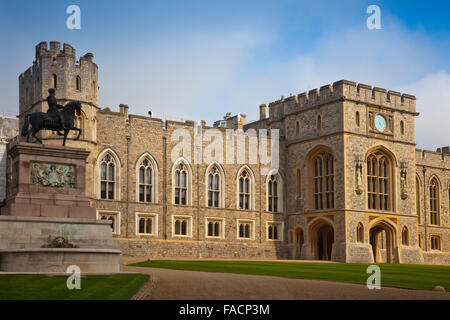 The State Apartments and King Charles II statue at Windsor Castle, Berkshire, England, UK Stock Photo