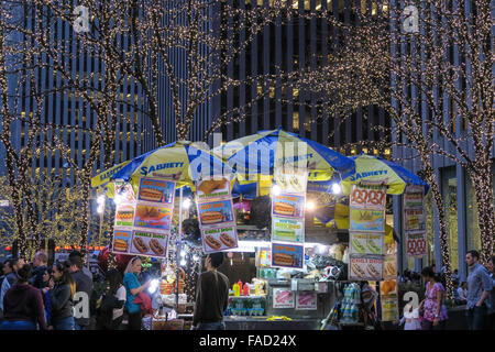 Sabrett Hot Dog Vendor, Holiday Season, NYC Stock Photo