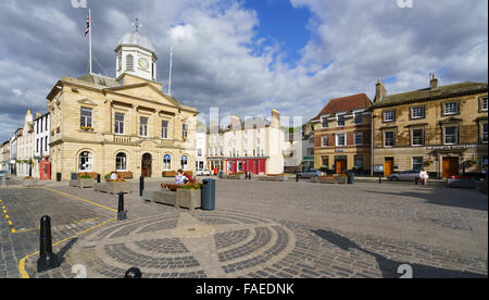 Kelso, Scottish Borders, town centre after renovations in 2015. Voted most improved town in Scotland. Town hall from bull ring. Stock Photo