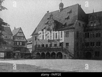 Ferienfahrt durch fränkische Städte in den 1920er Jahren, hier: Rathaus in Heilbronn Stock Photo