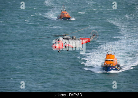 Royal Navy 771 Squadron final exercise with the RNLI Stock Photo