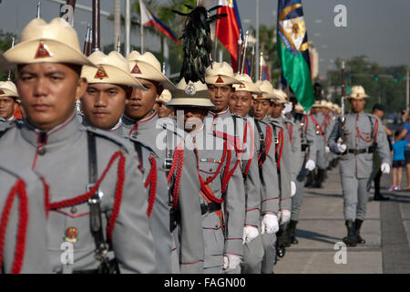 Manila, Philippines. 30th Dec, 2015. Members of the Armed Forces of the Philippines, dressed in traditional military uniforms, march in front of the Rizal monument during the Rizal day celebrations. Hundreds of Filipinos commemorated Dr. Jose Rizal's 119th death aniversary at the Rizal Park in Manila. Credit:  J Gerard Seguia/ZUMA Wire/Alamy Live News Stock Photo