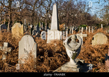 Situated close to Earl’s Court in West London is Brompton Road Cemetery and one of the Magnificent Seven cemeteries of London. Stock Photo