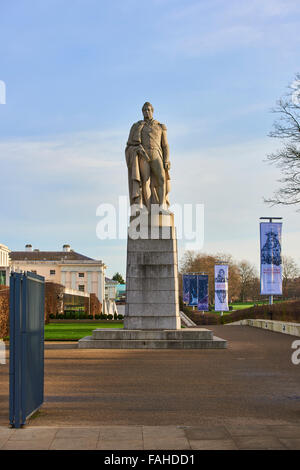 LONDON, UK - DECEMBER 28: Statue of King William VI in Greenwich, outside the Royal Maritime Museum. December 28, 2015 in London Stock Photo