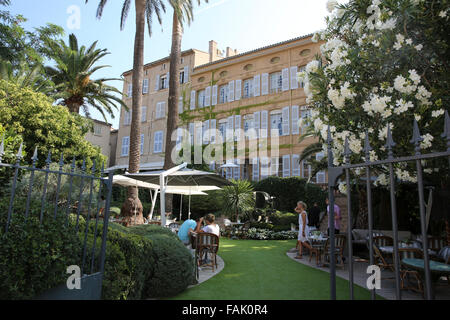 France, Var, Saint Tropez, garden of the Louis Vuitton shop Stock