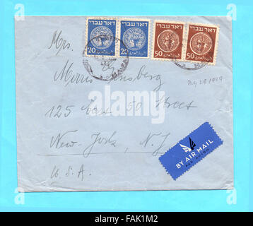 An envelope posted in 1949 using Doar Ivri stamps. Doar Ivri, (Hebrew Post) are stamps that were issued prior to declaration of Stock Photo