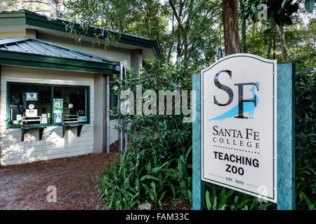 Gainesville Florida,Santa Fe College Teaching Zoo,sign,entrance,visitors travel traveling tour tourist tourism landmark landmarks culture cultural,vac Stock Photo