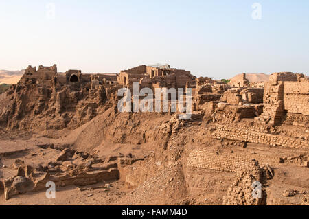 Remains of a fortress of the Early Dynastic period and a houses of the Fourth Dynasty. Old Kingdom in Elephantine island in the Nile River in northern Nubia near the city of Aswan Egypt Stock Photo