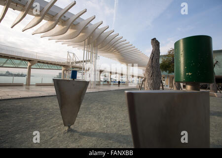 Muelle Dos waterfront development at the harbour, known as El Palmeral de las Sorpresas, in Malaga, Andalusia, Spain. Stock Photo