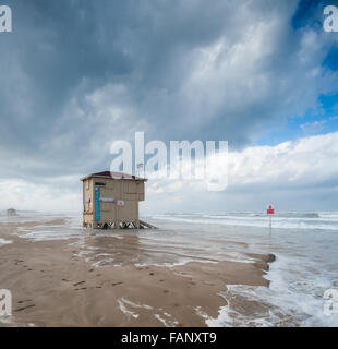 Israel, Tel Aviv, lifeguard tower - stormy weather Stock Photo - Alamy