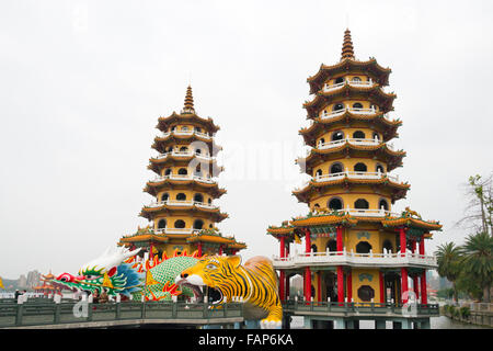 Dragon and Tiger Pagodas in Lotus Pond, Kaohsiung, Taiwan Stock Photo