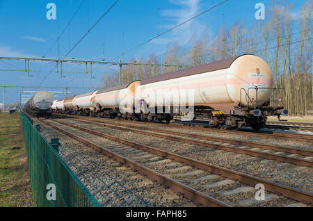 Liquid Gas Train train waggon for liquids like petrol or oil Stock Photo - Alamy